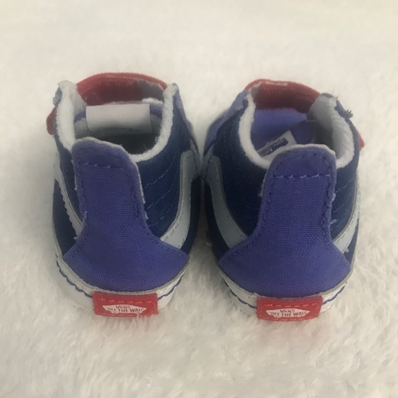 Vans Kids' Baby SK8-Hi Crib Shoes, High Top, Slip On, Velcro
US Infant size 3 - Picture 8 of 10
